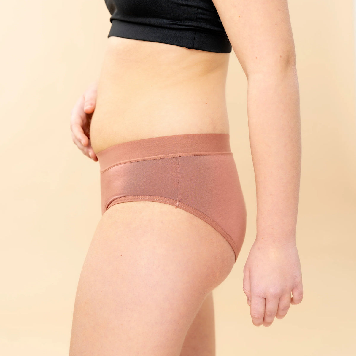 Coffret Mes Premières Règles – Culotte Menstruelle + Pochette + Livret
