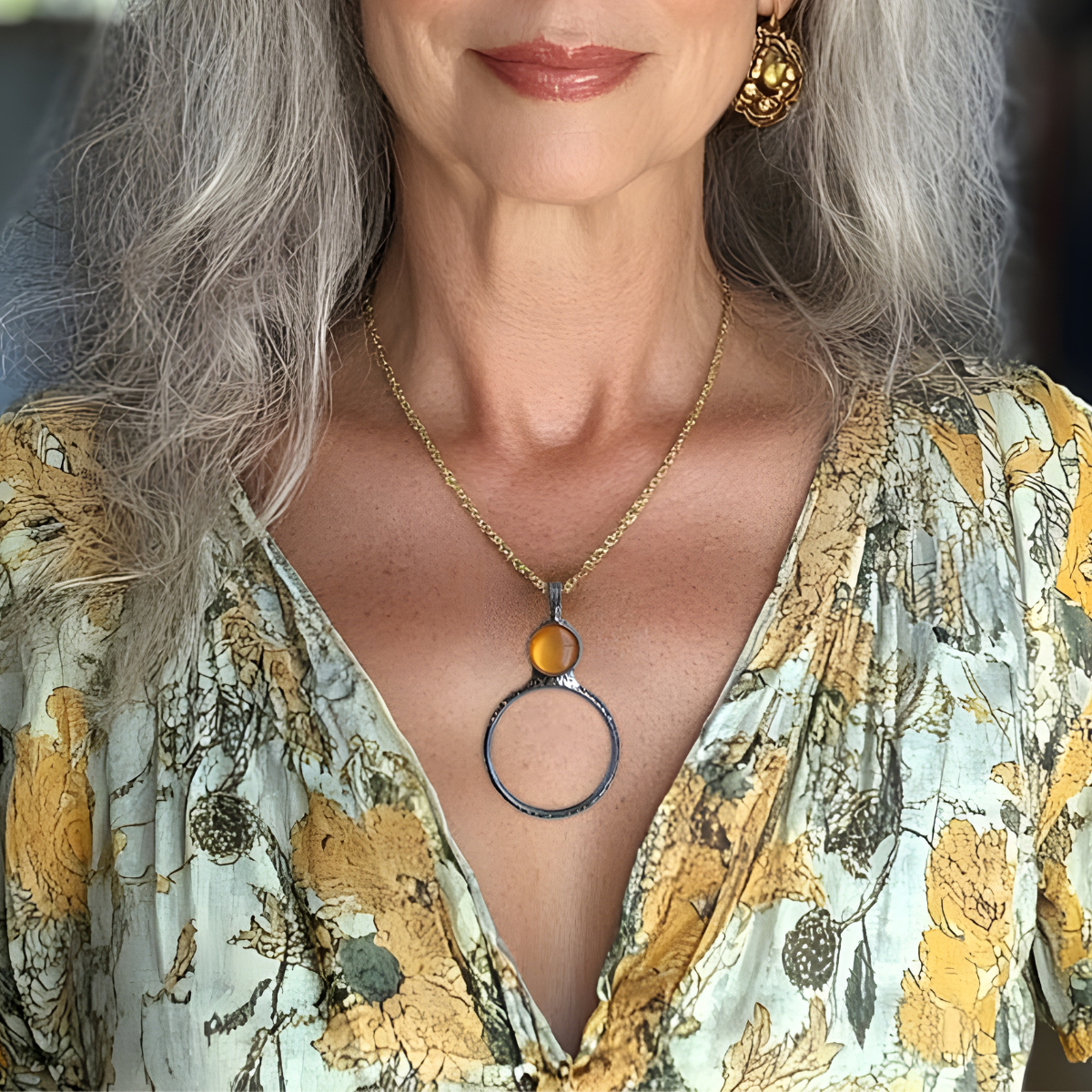 ELLA™ | Collier Loupe Élégant