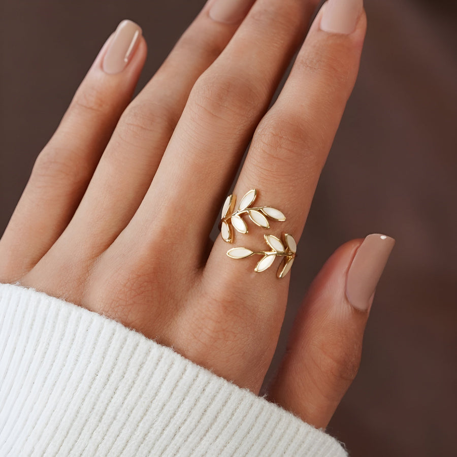 SEREIN™ | Bague Feuille Élégante