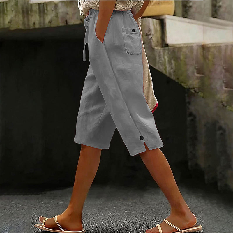 Pantalon court décontracté pour femme avec boutons décoratifs